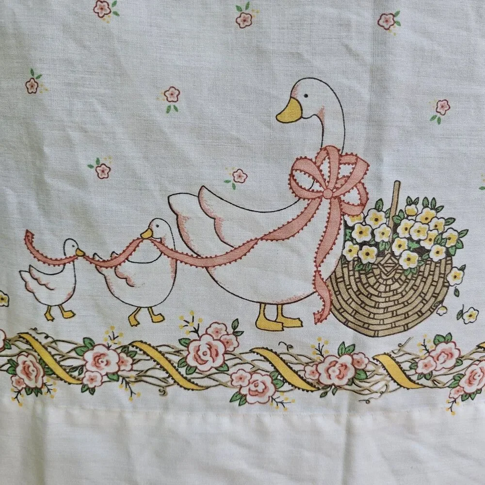 N/A charming vintage